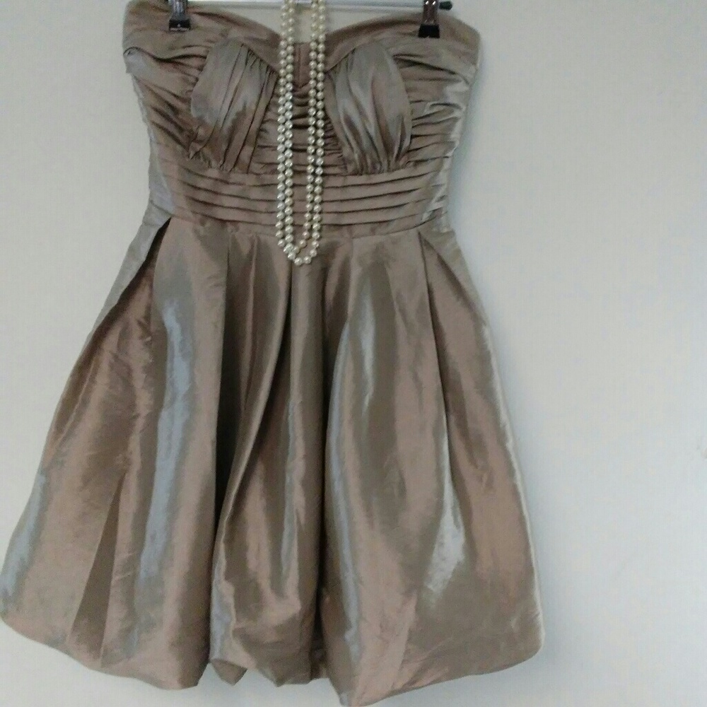 Foever 21 Metalic Ruffle Strapless Dress