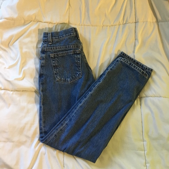 Vintage Levi jeans - Picture 2 of 8