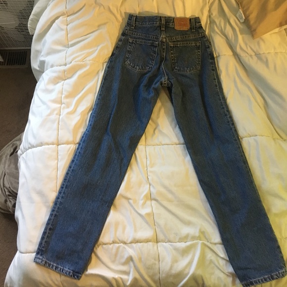 Vintage Levi jeans - Picture 3 of 8