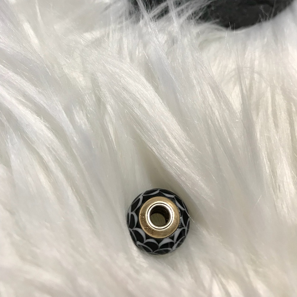 14ky Lotus murano glass bead