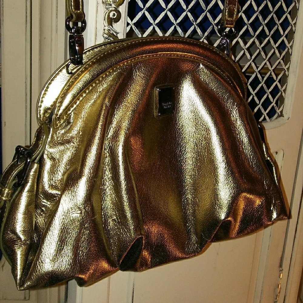 Simply Vera cross body purse!