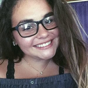 Meet your Posher, Olivia