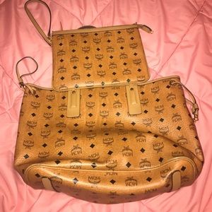 MCM Liz Medium Reversible Visetos Shopper Tote