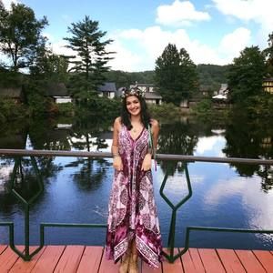 Meet your Posher, Anjali