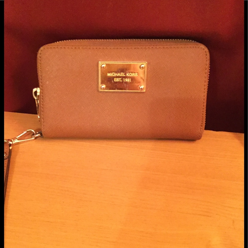 Michael Kors phone case wallet wristlet