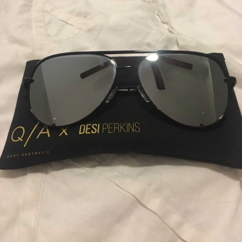 Quay x Desi High Key Sunglasses (Black)