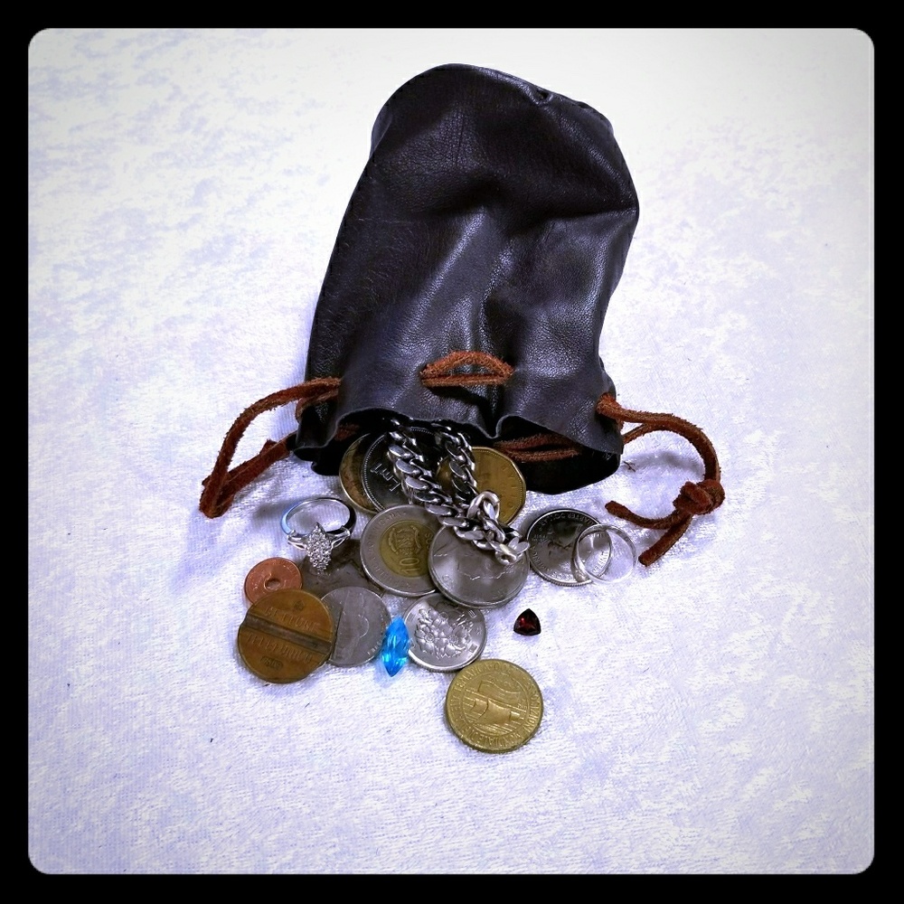 Handmade leather coin pouch