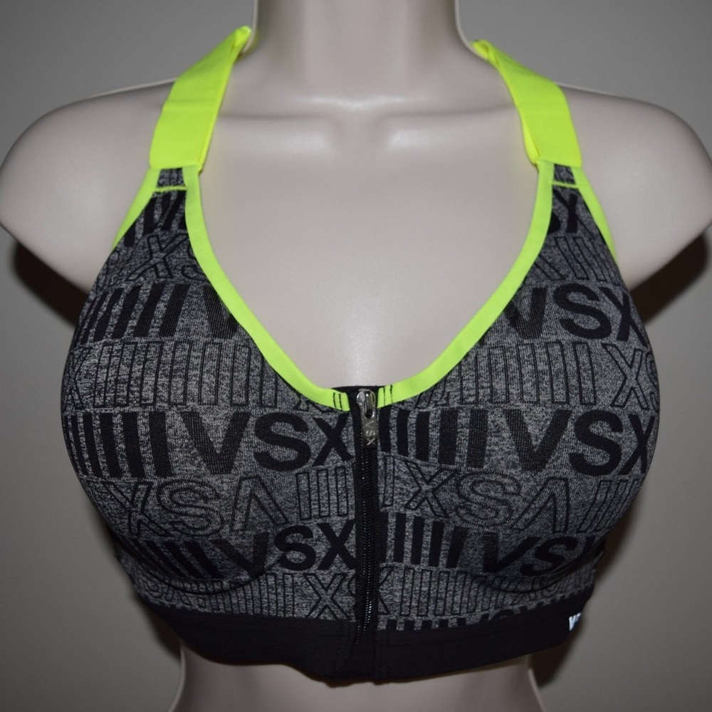 NWOT VS Knockout Front-Zip Sports Bra