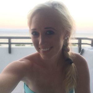 Meet your Posher, Lara