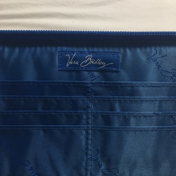 I have two of the same wallet! - Picture 3 of 4