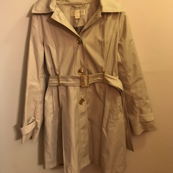 ✨Michael Kors Trench-coat ✨Hot Item! 🔥 - Picture 2 of 4