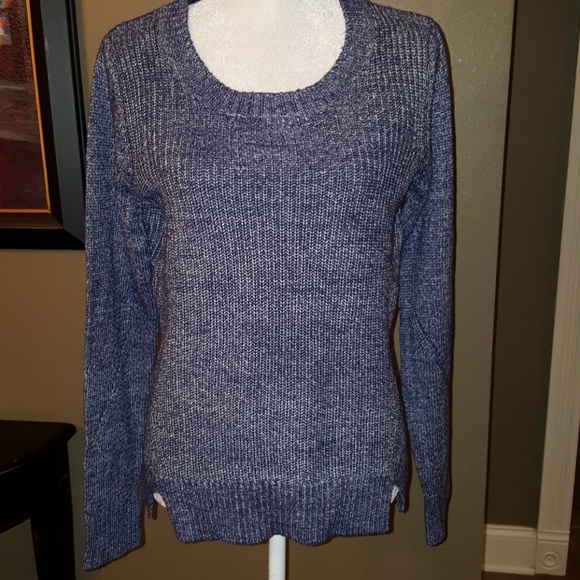 T Tahari Shay Knit Sweater - Picture 3 of 8
