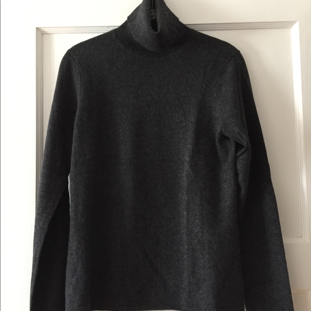 Magaschoni 100% cashmere turtleneck - gray.