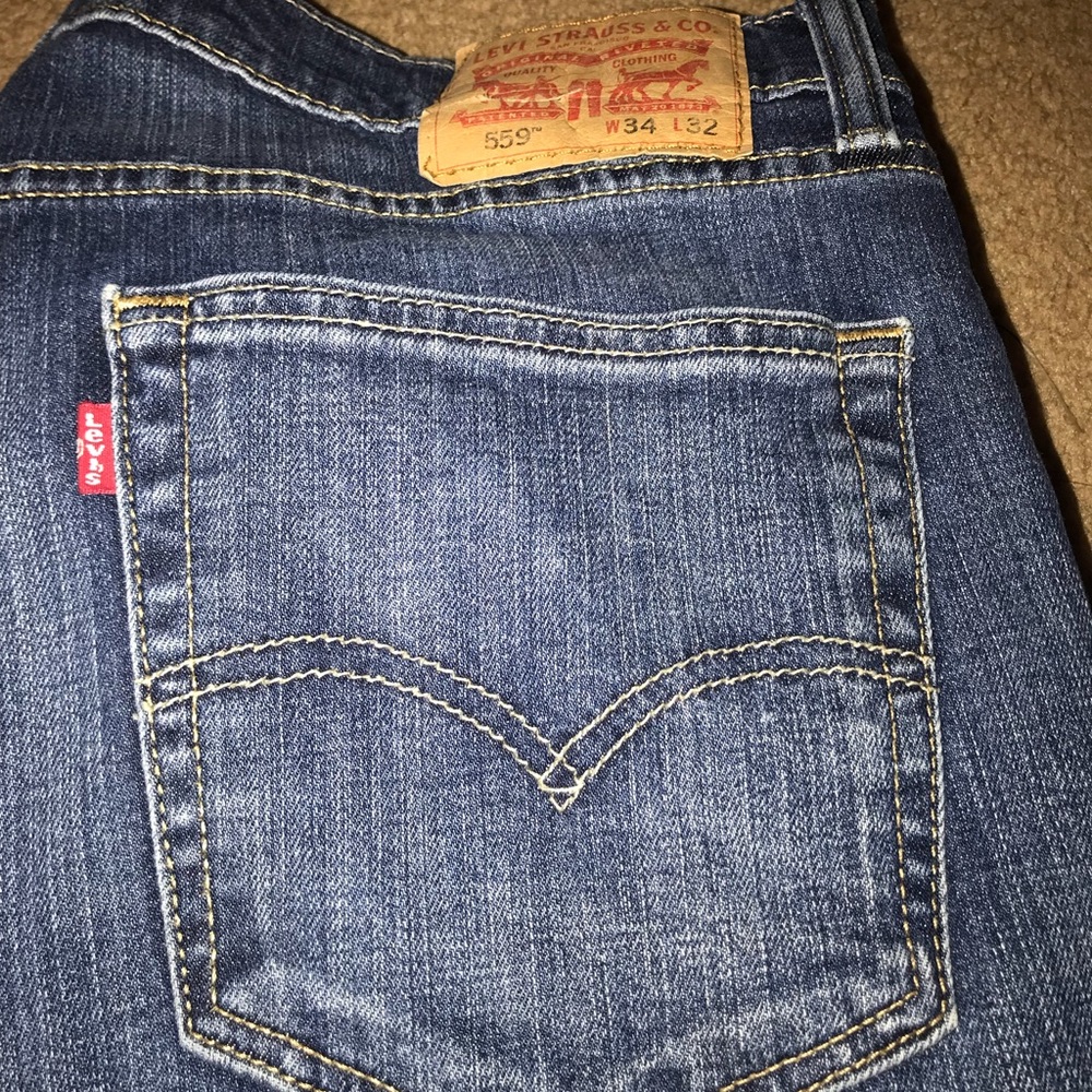 Levi’s 559 jeans