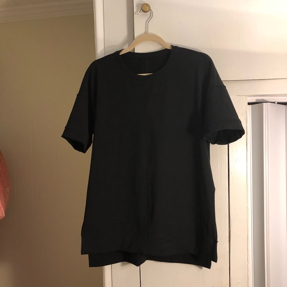 EUC lululemon “A Cut Above” T. Size 8!  Black!