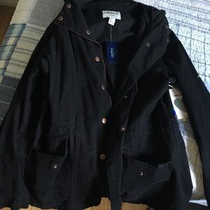 NEW Black Jacket. Never worn! 😊