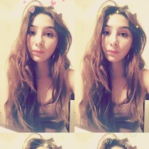 Meet your Posher, Danielle