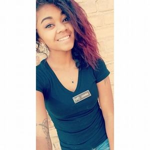 Meet your Posher, Joanna