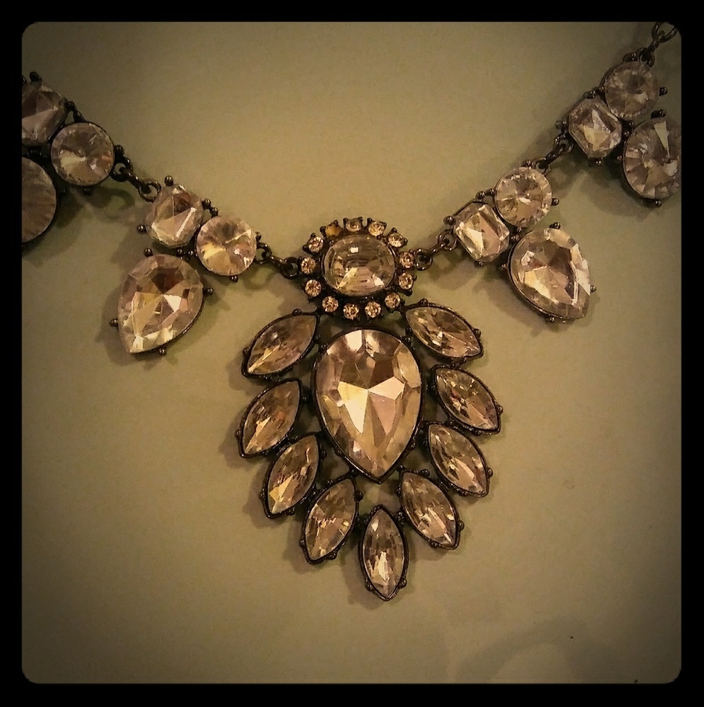 Chandelier cluster necklace!