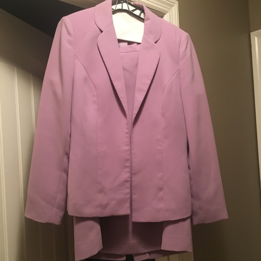 Lavender skirt and blazer suit in EUC!!!