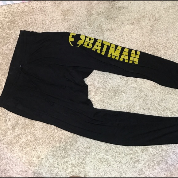 BATMAN LOUNGE/PAJAMA or JOGGERS Pants NWOT - Picture 3 of 3
