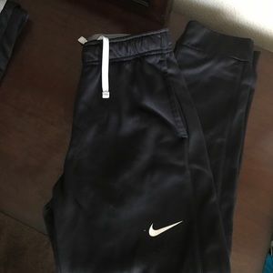 Nike therma fit, lined pants 🤗