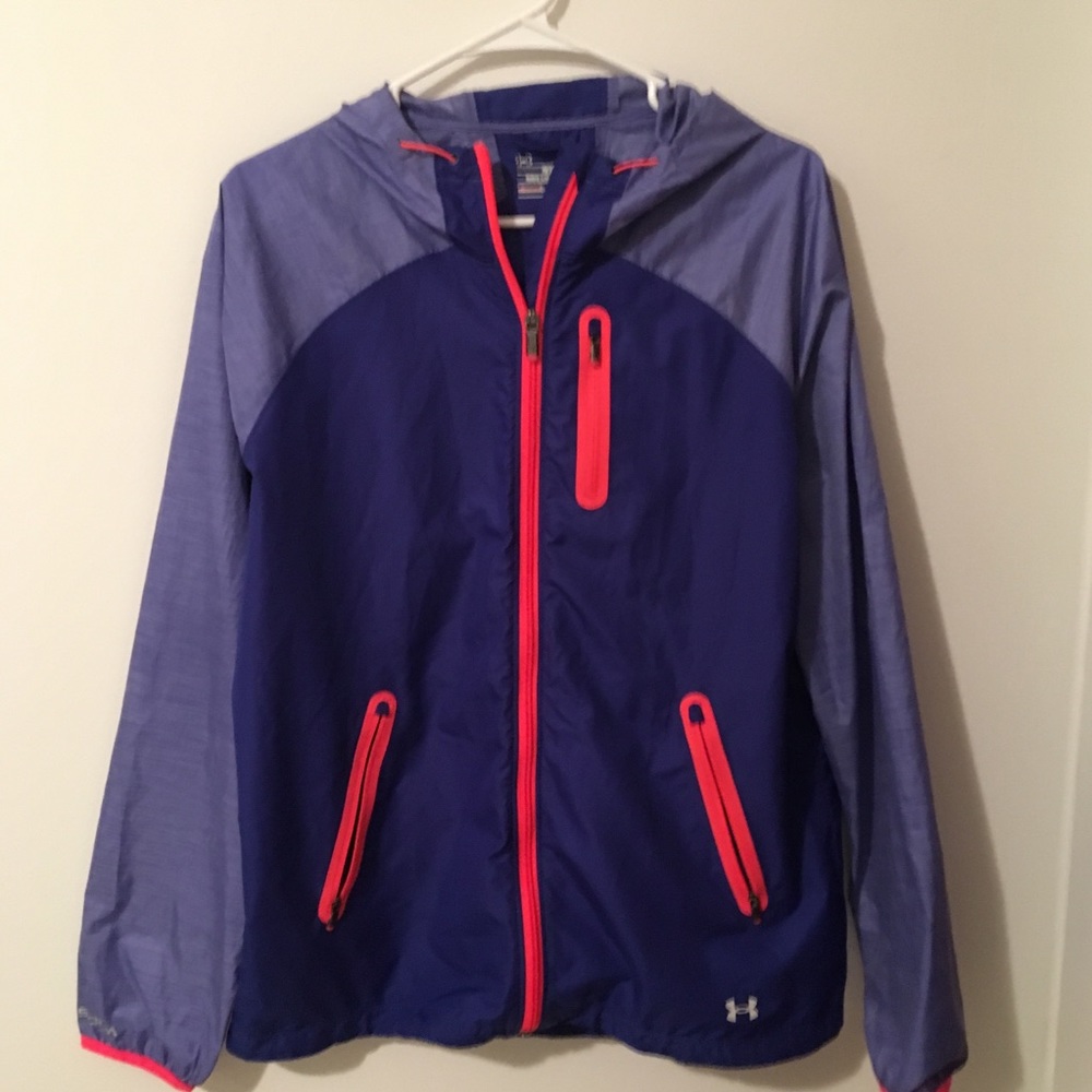 *PRICE DROP* Under Armour Rain Coat