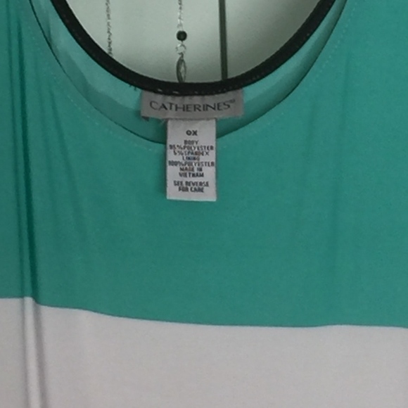 🏵️donated 10/25 Cold shoulder Catherine's Striped maxi dress sz 0X - Picture 2 of 3