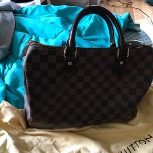 Louis Vuitton speedy bag 100% authentic