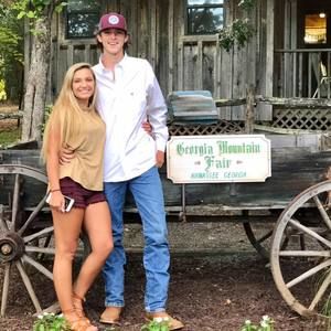 Meet your Posher, Chase