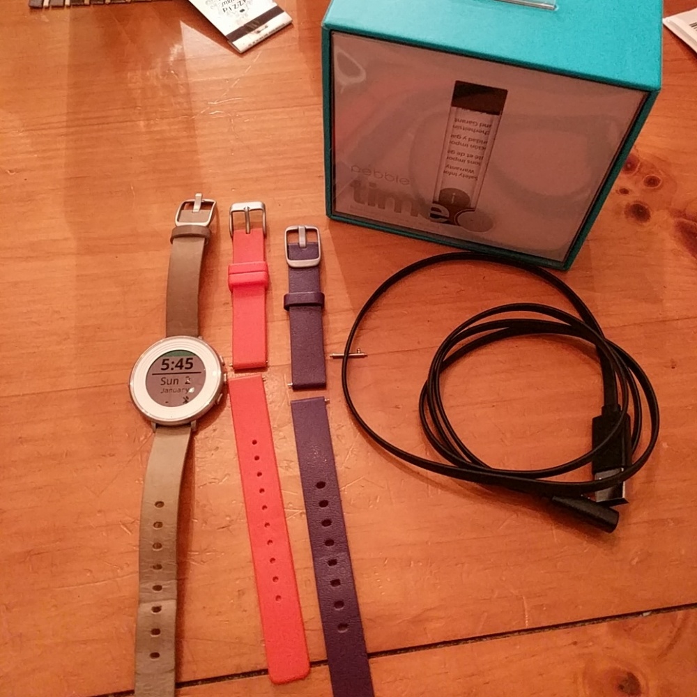 Pebble Time Round smart watch
