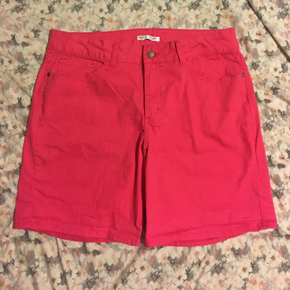 Mid rise hot pink shorts - Picture 1 of 4