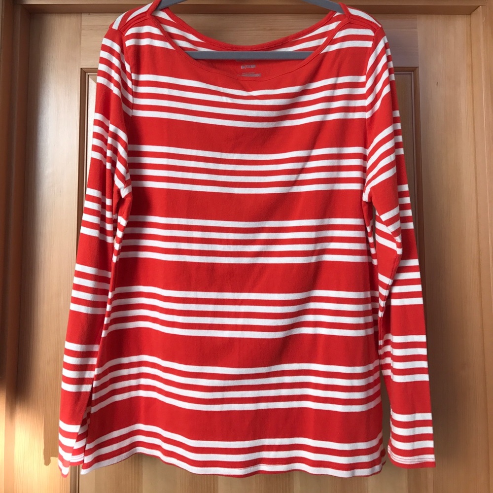 Old Navy long sleeve shirt