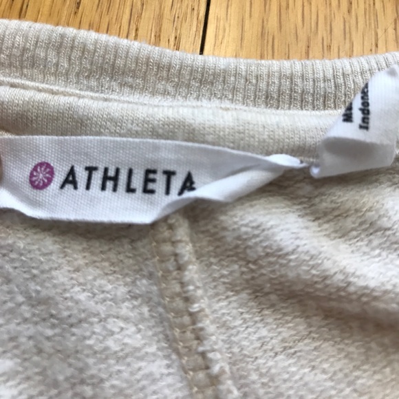 Athleta cream long sleeve - Picture 2 of 4