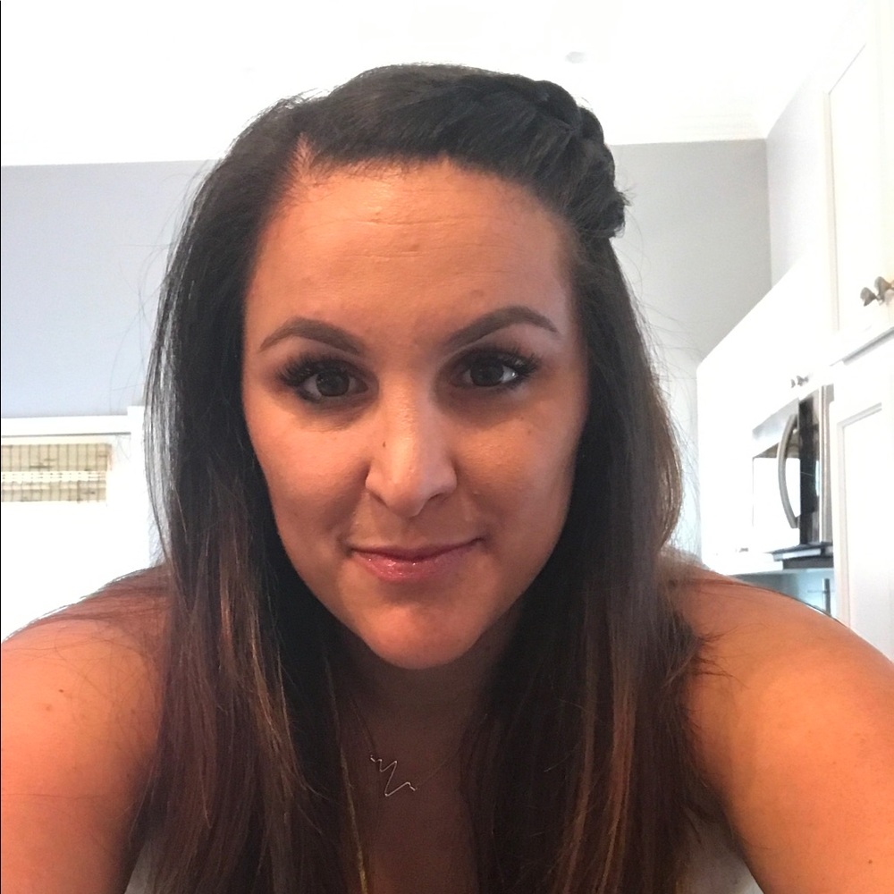 Meet your Posher, Sara