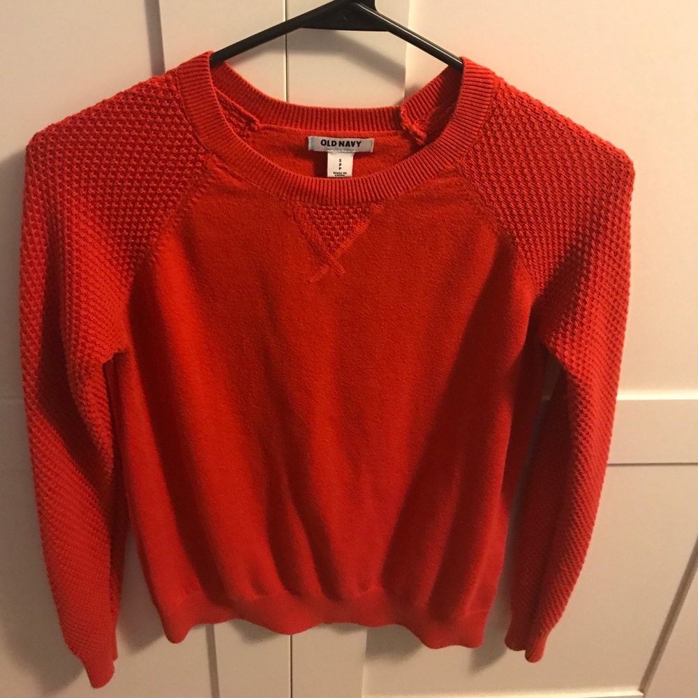 Old navy sweater
