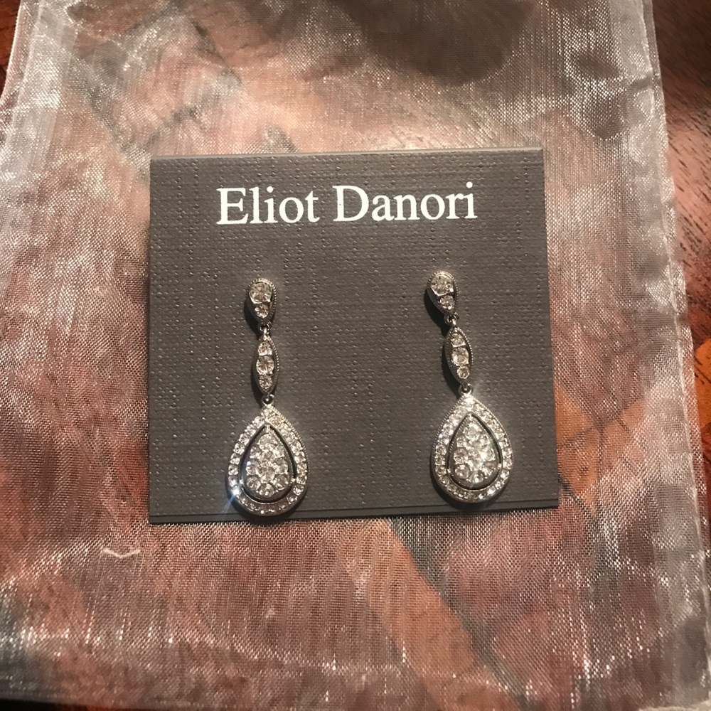 Fashion earrings for your next formal event!