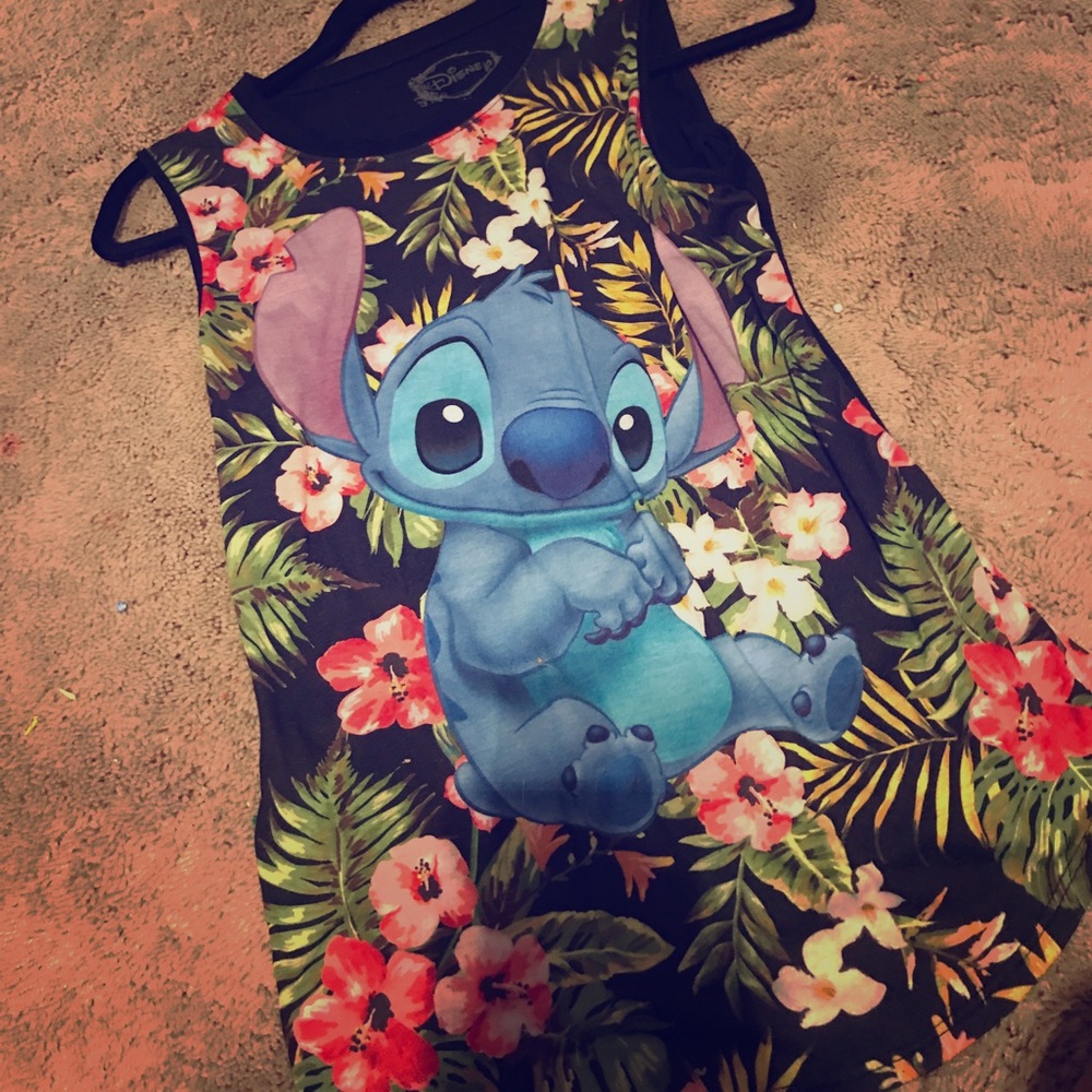 NWOT DISNEY MUSCLE TEE LILO AND STITCH