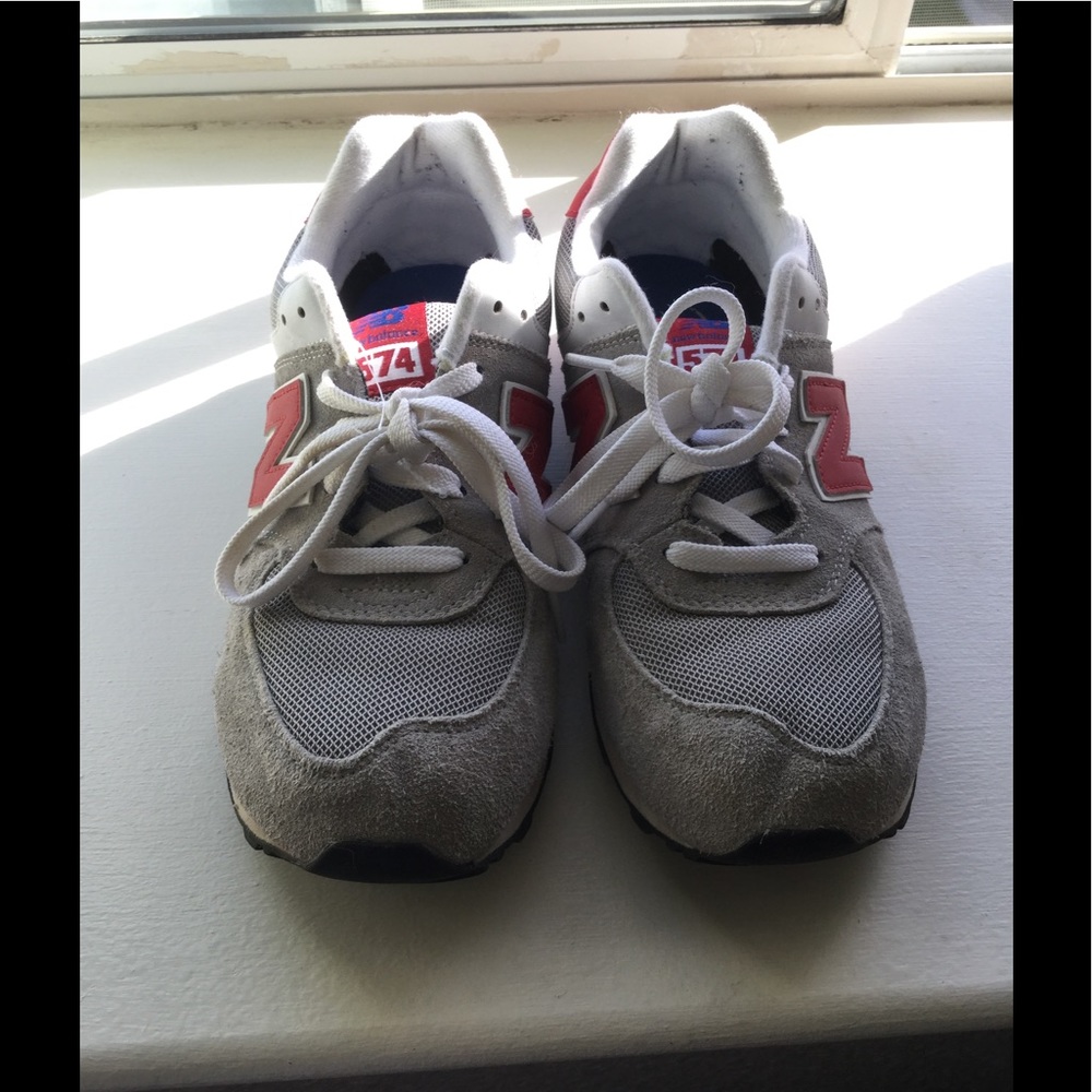 New Balance 574 Boy's size 6= women's size 7.5