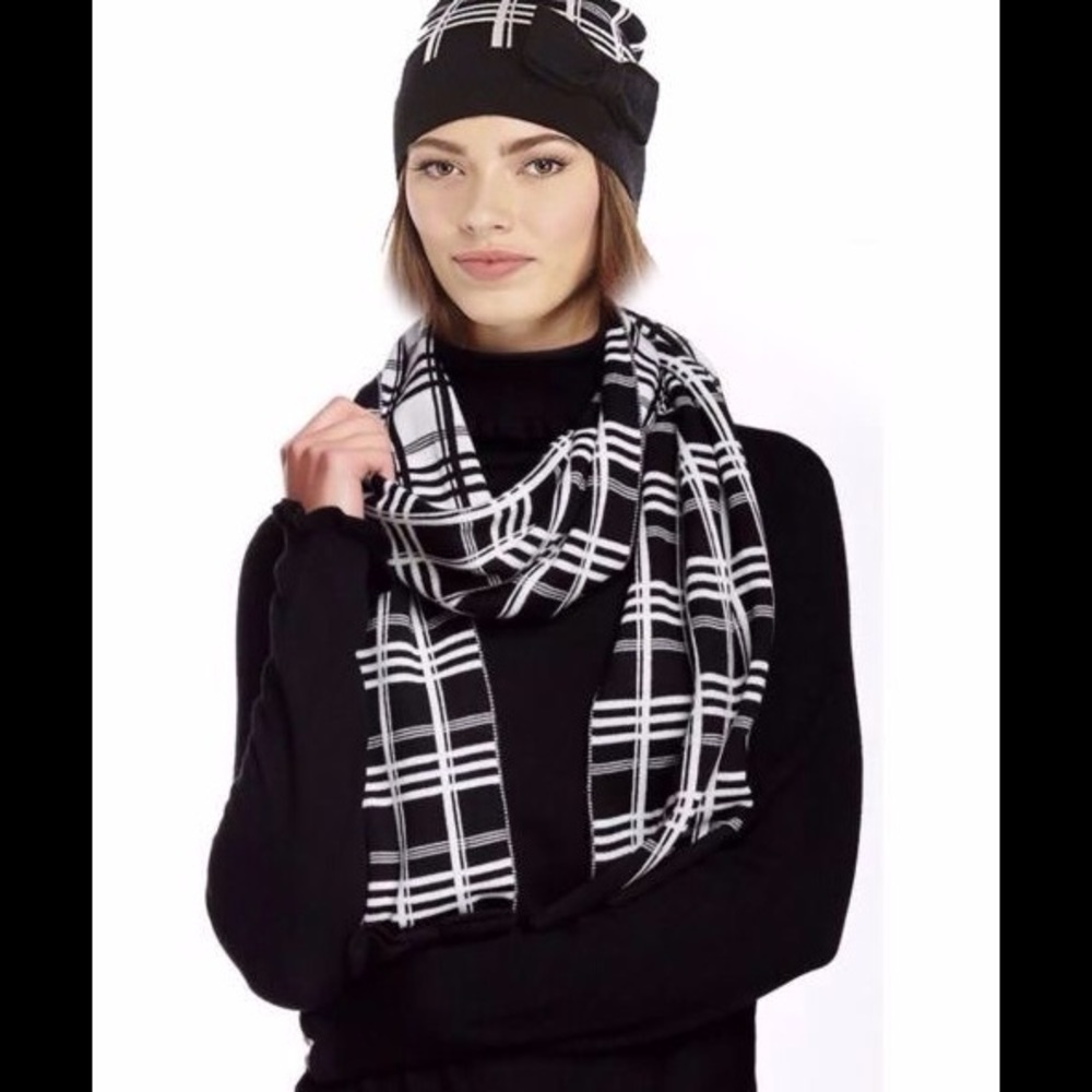 Kate Spade New York Scuba Plaid Muffler & Hat Set