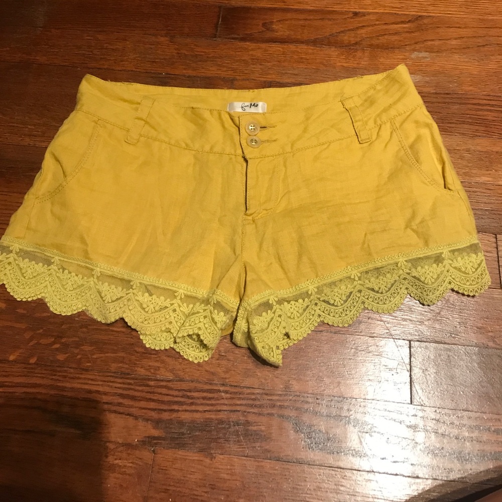 Mustard For Me shorts-size Medium