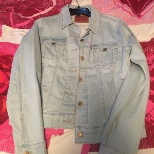 Levi's light denim jean jacket