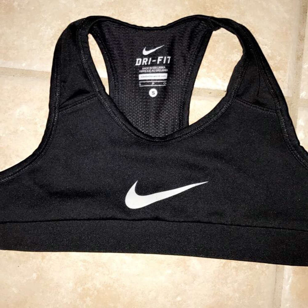 Nike Dry Fit sports bra