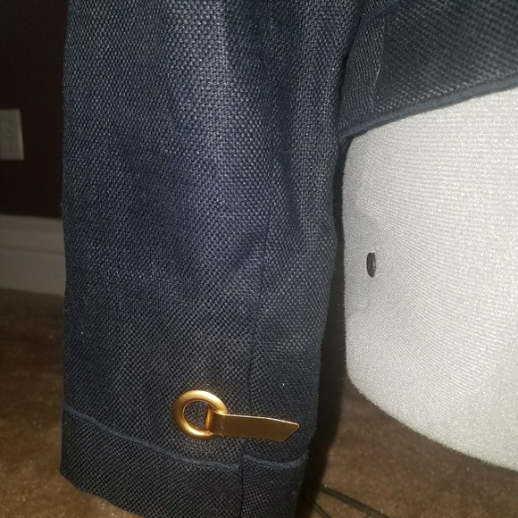 Leifsdottir - Picture 2 of 5