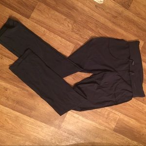 straight legged luon pant