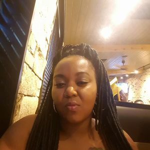 Meet your Posher, Antionette