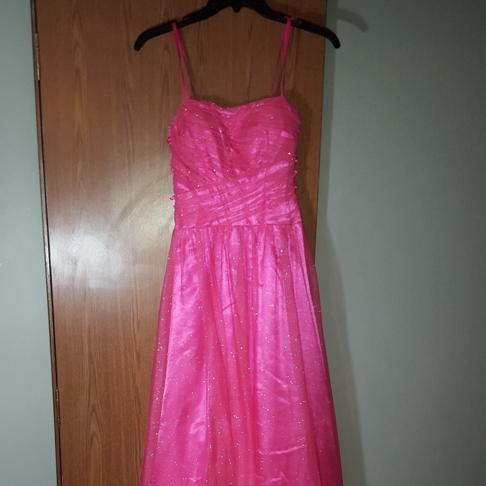Ladies dress size 3