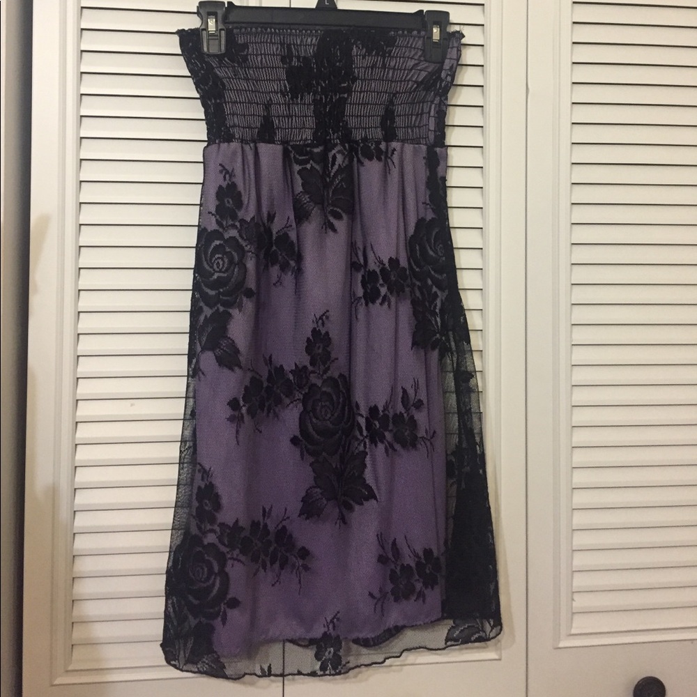 Strapless black and purple laced dress