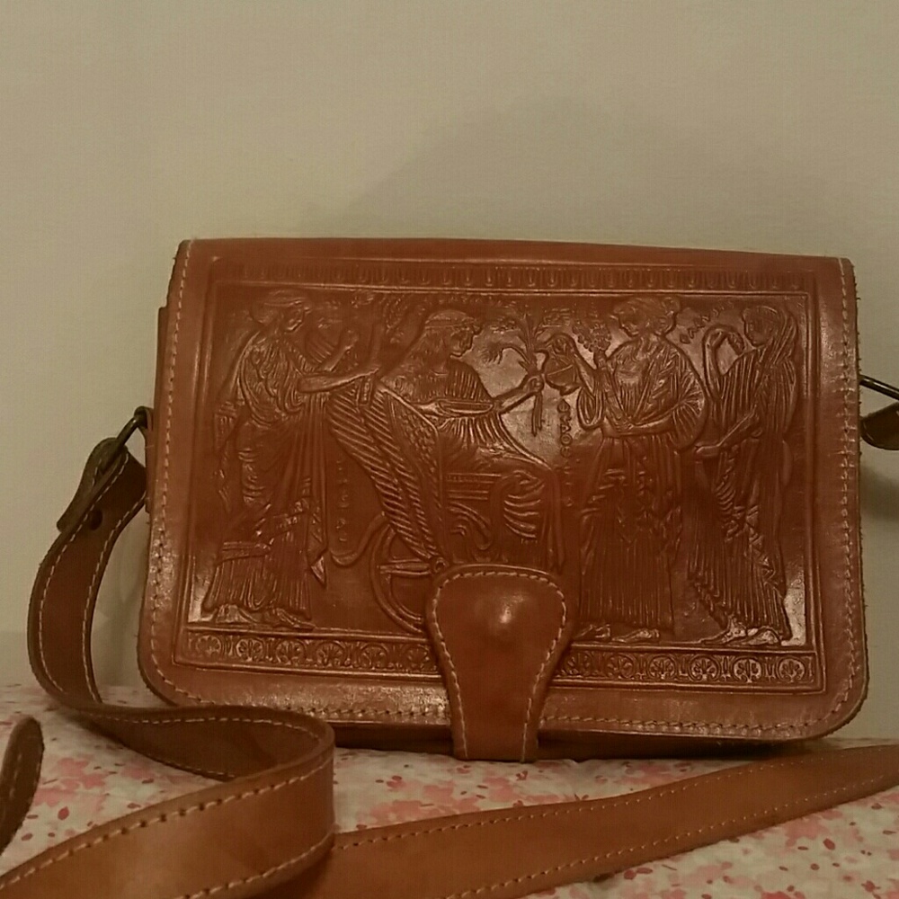 Genuine Kouros small leather satchel