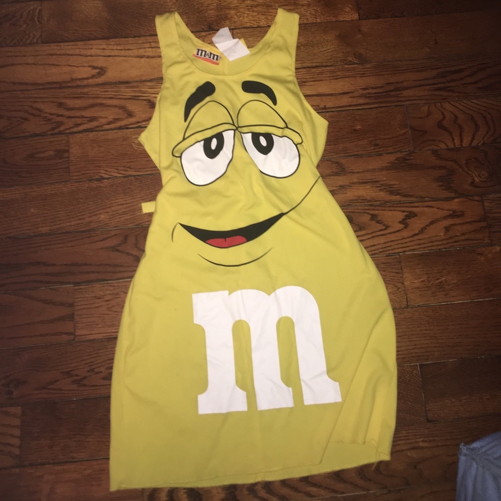 M&M costume